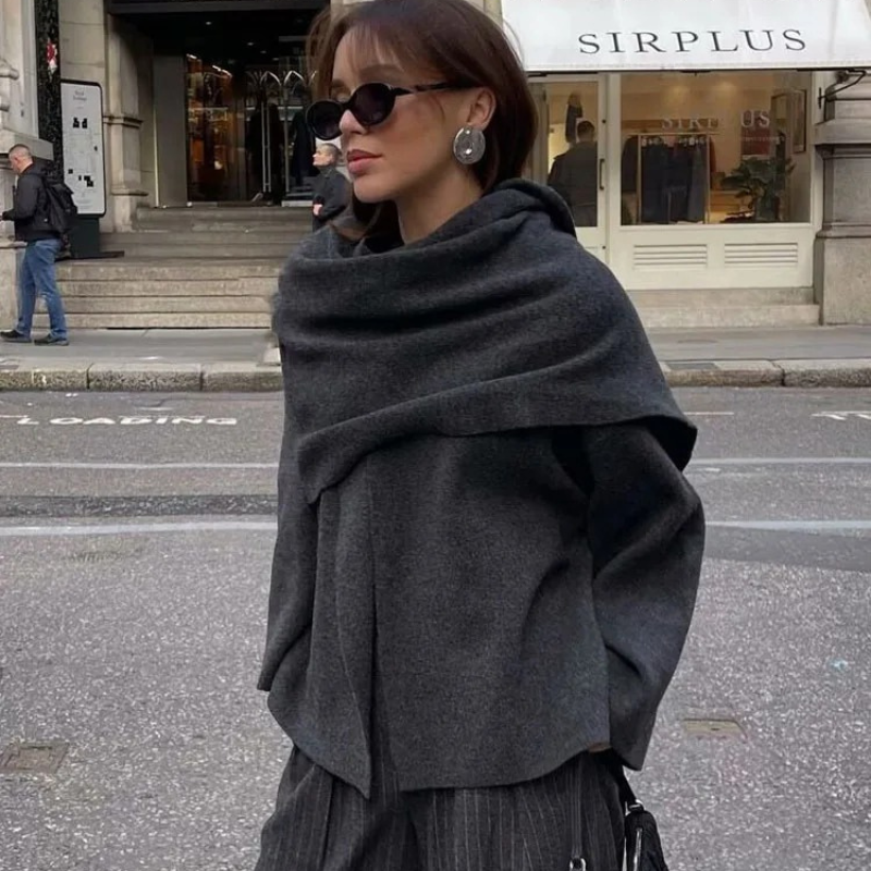Cardigan tricoté uni avec asymétrique